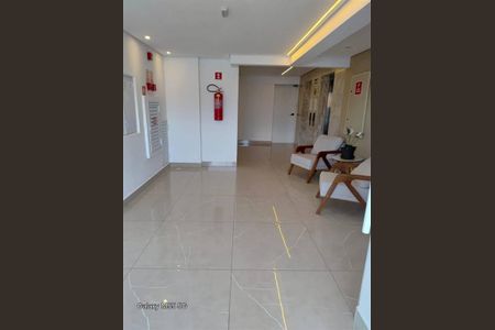 6_photo/94ce204fb1.fd28972fbcba4947-ATLAS-28df5fcd-a7eb-499a-8e57-d9d0e4954952.jpg de apartamento à venda com 1 quarto, 42m² em Jardim Imperador, Praia Grande