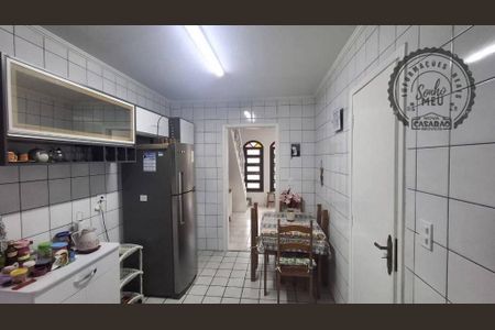 9_photo/94ce2050a7.12fa9ee5c5972dda-ATLAS-04ee3af2-21ec-4777-9213-20e4382f20bc.jpg de casa à venda com 2 quartos, 74m² em Jardim Imperador, Praia Grande