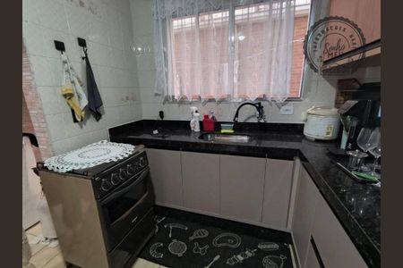 7_photo/94ce2050a7.b113e72c2b5e376b-ATLAS-619392e3-b97f-4a2d-937c-611a77af3b0b.jpg de casa à venda com 2 quartos, 69m² em Jardim Imperador, Praia Grande