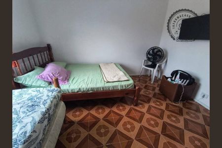 19_photo/94ce2050a7.b113e72c2b5e376b-ATLAS-bdd8e5da-eb42-4bae-a798-76299b7486f3.jpg de casa à venda com 2 quartos, 69m² em Jardim Imperador, Praia Grande