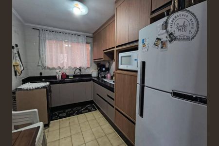 9_photo/94ce2050a7.b113e72c2b5e376b-ATLAS-d397f14e-50f6-4891-be62-b21d0f2e68d5.jpg de casa à venda com 2 quartos, 69m² em Jardim Imperador, Praia Grande