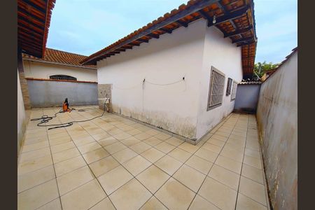 22_photo/94ce2050c5.4e221277b30b404d-ATLAS-fd011083-0427-40a6-921c-a2aaaba80a4e.jpg de casa à venda com 3 quartos, 140m² em Jardim Imperador, Praia Grande