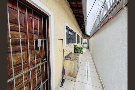 23_photo/94ce2050cf.760d7ecec936a2b8-ATLAS-c32e04b3-fb8f-4f21-b88a-77d9ac54b02a.jpg de casa à venda com 4 quartos, 214m² em Jardim Imperador, Praia Grande