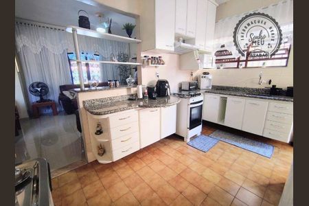 12_photo/94ce2050db.4f48e483d4bcdc3b-ATLAS-59aac1aa-74fd-480f-8cbe-d8a86b406b9c.jpg de casa à venda com 2 quartos, 130m² em Real, Praia Grande