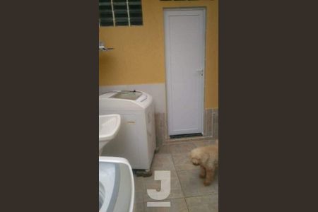 7_photo/94ce2050fb.e100dba37721dde7-ATLAS-758be7a8-ce42-4e6d-b109-71bc86ce8641.jpg de casa à venda com 4 quartos, 179m² em Jardim Imperador, Praia Grande