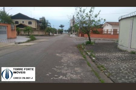 5_photo/94ce2050fb.e100dba37721dde7-ATLAS-e257d904-470b-42d5-b06f-d30626f62615.jpg de casa à venda com 4 quartos, 180m² em Jardim Imperador, Praia Grande