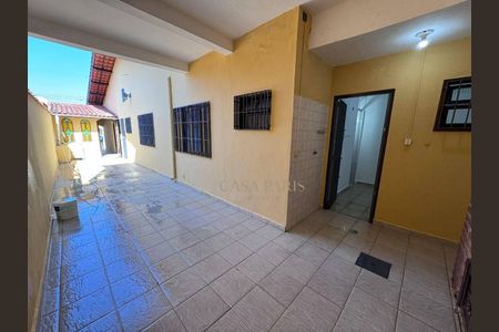 3_photo/94ce205151.cbbfd4a03055828f-ATLAS-0b203ff3-8293-4895-a560-ca3dfbf9e333.jpg de casa à venda com 3 quartos, 137m² em Real, Praia Grande