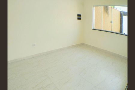 5_photo/94ce205193.1e45c290f45d527b-ATLAS-939dfef1-41c8-4222-a0fa-16c4b71a839f.jpg de casa à venda com 2 quartos, 80m² em Jardim Imperador, Praia Grande