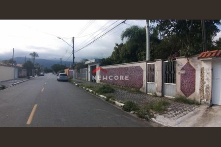 45_photo/94ce205193.badfd497b63a3b5d-ATLAS-4595699e-2f45-4d7c-a61e-e48e70d314a9.jpg de casa à venda com 4 quartos, 200m² em Jardim Imperador, Praia Grande