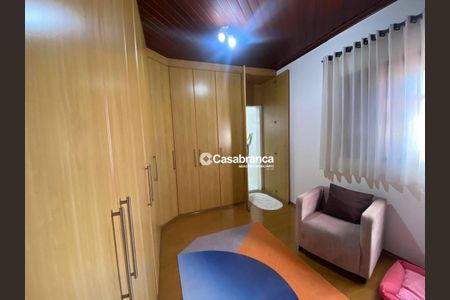 5_photo/94ce2051cf.d505c9d9834fda44-ATLAS-04fa3869-1ddb-46a8-8c7b-dbd7f62ef977.jpg de casa à venda com 6 quartos, 457m² em Jardim Imperador, Praia Grande