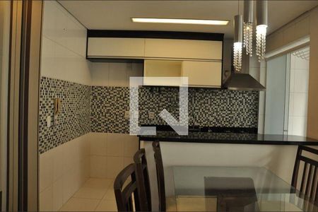 11_photo/94ce2051e5.9987bd7c20d2a694-ATLAS-b9e5dc2c-fe08-42b6-8295-2ee94fb35147.jpg de apartamento à venda com 2 quartos, 57m² em Jardim Imperador, Praia Grande