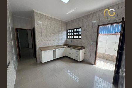 8_photo/94ce205225.2fc54a3393eb30ba-ATLAS-6ec0d470-0a3d-43b4-a7da-a07b02ed63d9.jpg de casa à venda com 2 quartos, 66m² em Jardim Imperador, Praia Grande