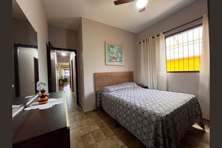 10_photo/94ce2053fd.86f105e730b74fa5-ATLAS-917844bf-3f0b-4e40-9793-7662e53f5b70.jpg de casa à venda com 2 quartos, 80m² em Jardim Imperador, Praia Grande