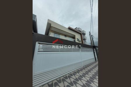 4_photo/94ce205605.da84c251dc14712f-ATLAS-b330e8d5-1dc2-4f67-80e7-e7890482c697.jpg de casa à venda com 2 quartos, 62m² em Jardim Imperador, Praia Grande