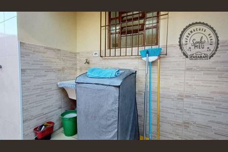 18_photo/94ce20562f.d60ed16da6b331d7-ATLAS-2c75c6a1-7b2b-497a-9c99-8c59ffbeacd4.jpg de casa à venda com 2 quartos, 68m² em Jardim Imperador, Praia Grande