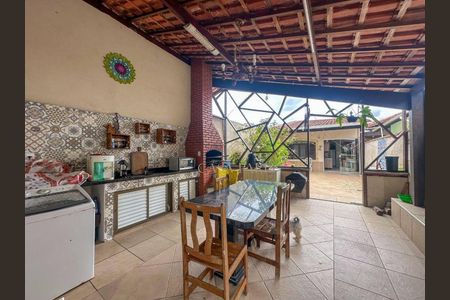 22_photo/94ce20567d.2899b17cdfb92887-ATLAS-379bcbbb-6dd2-4ac0-9f38-5d776f4dcba0.jpg de casa à venda com 2 quartos, 150m² em Jardim Imperador, Praia Grande