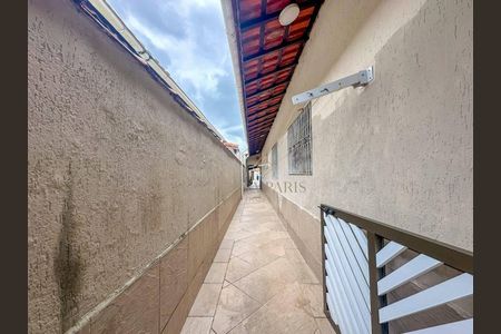 21_photo/94ce20567d.2899b17cdfb92887-ATLAS-40286c5e-7a95-4e34-abe6-4c0ec4c4e198.jpg de casa à venda com 2 quartos, 150m² em Jardim Imperador, Praia Grande