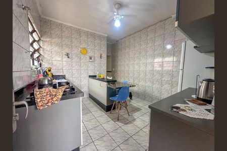 6_photo/94ce20567d.2899b17cdfb92887-ATLAS-d7b51259-d767-4b00-9dcd-3bebeec5a6da.jpg de casa à venda com 2 quartos, 150m² em Jardim Imperador, Praia Grande