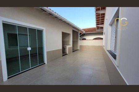 7_photo/94ce2056b3.565d65a6458b6ca1-ATLAS-82fc7da4-ea4b-4839-b54b-e81f4472c4f2.jpg de casa à venda com 3 quartos, 123m² em Jardim Imperador, Praia Grande