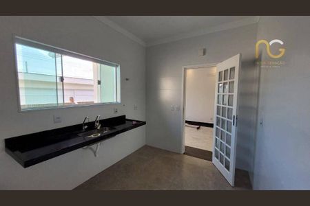 10_photo/94ce2056b3.565d65a6458b6ca1-ATLAS-fffd3a2e-644b-4057-8ced-085353f0bbbb.jpg de casa à venda com 3 quartos, 123m² em Jardim Imperador, Praia Grande