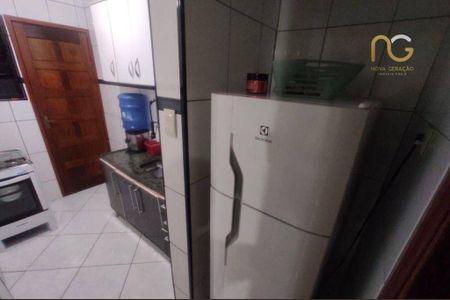 5_photo/94ce2056f3.c74d3e0c457d7f23-ATLAS-3ea0d2ae-96e4-4688-9709-549c2a96c3fb.jpg de casa à venda com 1 quarto, 52m² em Jardim Imperador, Praia Grande