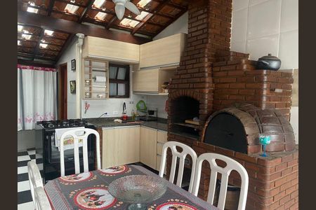 12_photo/94ce205709.4cea1a0b3f6bbd2f-ATLAS-a77012a2-cff6-414c-8536-c9fdf4afb8a5.jpg de casa à venda com 2 quartos, 111m² em Jardim Imperador, Praia Grande