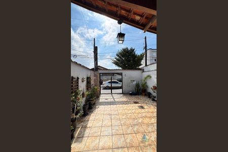 2_photo/94ce205715.ea44b0009f7abdef-ATLAS-c79d9bc3-d89e-4458-a3e6-5189d1793f81.jpg de casa à venda com 3 quartos, 131m² em Jardim Imperador, Praia Grande