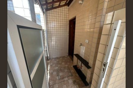 5_photo/94ce205739.6f3a9c5b1585d20a-ATLAS-d42e329b-c711-4b1e-971d-e25d3b1f9dda.jpg de casa à venda com 3 quartos, 75m² em Jardim Imperador, Praia Grande