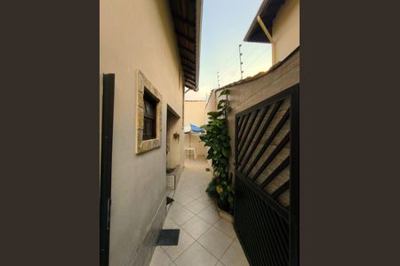 7_photo/94ce2057e9.35cb2562ae28c182-ATLAS-fe803b8e-155c-4f3f-8edd-5bb3365be757.jpg de casa à venda com 2 quartos, 76m² em Jardim Imperador, Praia Grande