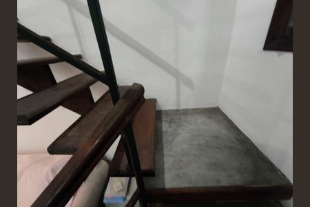 27_photo/94ce2057e9.520a1778c2a10e98-ATLAS-28aa43f0-7983-4cff-9497-1bf8dcec76fb.jpg de casa à venda com 2 quartos, 76m² em Jardim Imperador, Praia Grande