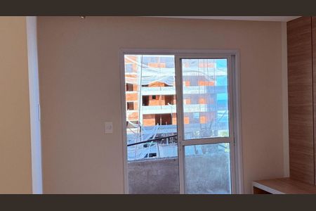 43_photo/94ce205a03.50dc77cb04703039-ATLAS-c8cdb68e-c76b-4607-94f1-b499673e5e2f.jpg de apartamento à venda com 2 quartos, 69m² em Jardim Imperador, Praia Grande