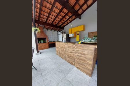5_photo/94ce20c293.1bb529b01f5e602e-ATLAS-065f8cdc-864c-4a6b-a914-055e720f1c19.jpg de casa à venda com 4 quartos, 250m² em Balneario Flórida, Praia Grande