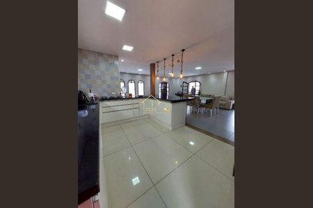 7_photo/94ce20c2bd.bb2cfda027800a9a-ATLAS-79f4c9dd-da40-445d-ae55-627a3c8f257b.jpg de casa à venda com 4 quartos, 260m² em Balneario Flórida, Praia Grande