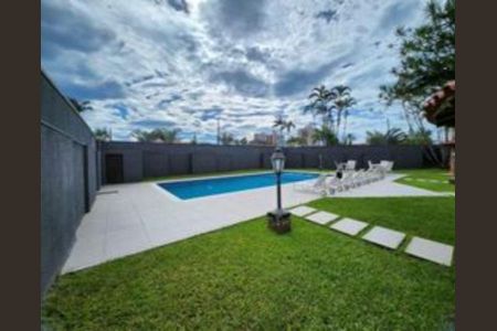 4_photo/94ce20c2e7.7249761259ddfa30-ATLAS-bbfd7fab-4a4c-42c7-b7e4-3595c374bb9b.jpg de casa à venda com 4 quartos, 350m² em Balneario Flórida, Praia Grande