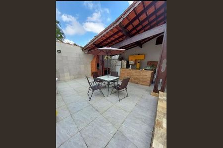 7_photo/94ce20c329.b60f5a7682bed42c-ATLAS-346ce8e1-718e-461a-b626-fd5b0ffd20e6.jpg de casa à venda com 4 quartos, 444m² em Balneario Flórida, Praia Grande