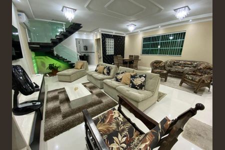 9_photo/94ce20c381.15604e16f11eddfa-ATLAS-83398dc7-e835-47d3-b704-29e48daec7bd.jpg de casa à venda com 5 quartos, 300m² em Solemar, Praia Grande