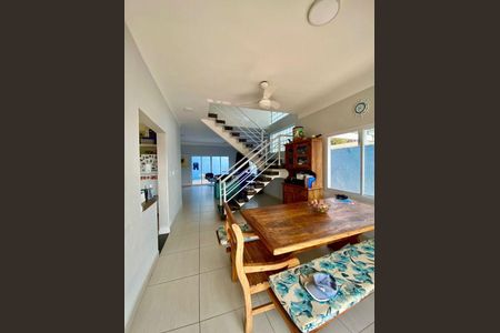 11_photo/94ce20c385.4bd2615f33144f40-ATLAS-cdf96f04-3f8d-4cf2-8b12-c40e21984fcb.jpg de casa à venda com 3 quartos, 173m² em Solemar, Praia Grande