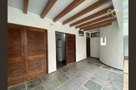 11_photo/94ce20c387.1788552eaf7d05ed-ATLAS-3d466f8e-2fc6-4747-a3b3-b6f6de28b9fa.jpg de casa à venda com 5 quartos, 372m² em Solemar, Praia Grande