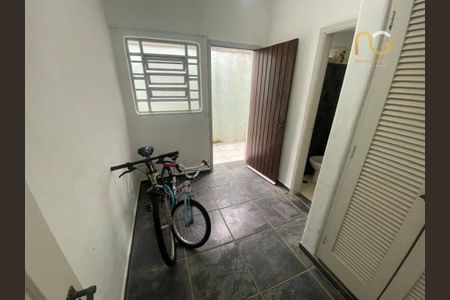 7_photo/94ce20c387.1788552eaf7d05ed-ATLAS-8828bb99-a991-4fbf-9bd1-8d99e5a5910e.jpg de casa à venda com 5 quartos, 372m² em Solemar, Praia Grande