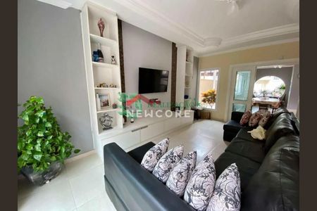 10_photo/94ce20c40b.24a317c22631bef5-ATLAS-e46d61af-19bb-47de-91c3-4cb441a02f8e.jpg de casa à venda com 4 quartos, 227m² em Solemar, Praia Grande