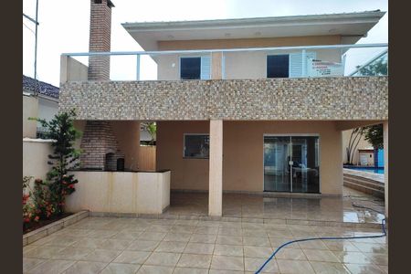 2_photo/94ce20c48f.ec7180ed9404f823-ATLAS-3c9cec8a-415b-421e-abf1-4d197b86b131.jpg de casa à venda com 4 quartos, 541m² em Solemar, Praia Grande