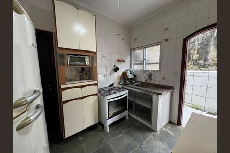 7_photo/94ce20c4ed.0473144d3f262afb-ATLAS-603a0b2a-cf2b-4d3a-b43d-c33512aab7e3.jpg de casa à venda com 3 quartos, 106m² em Solemar, Praia Grande