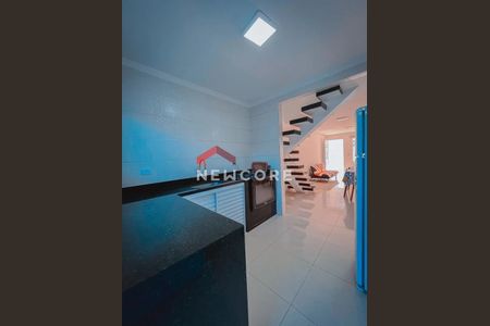 5_photo/94ce20c53b.51e9d72e285c0521-ATLAS-1d005e20-908b-44d7-ae9a-2d24cef5866f.jpg de casa à venda com 2 quartos, 63m² em Solemar, Praia Grande