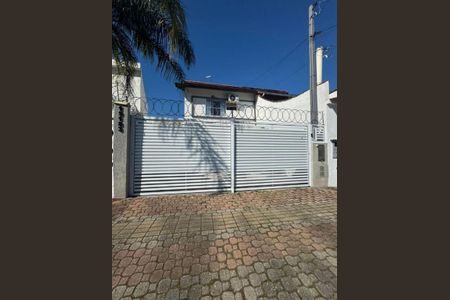 4_photo/94ce20c541.e0b5201539496c9f-ATLAS-07d5399d-c7ca-4e20-9999-1a2fe51e91e8.jpg de casa à venda com 2 quartos, 105m² em Vila Caiçara, Praia Grande