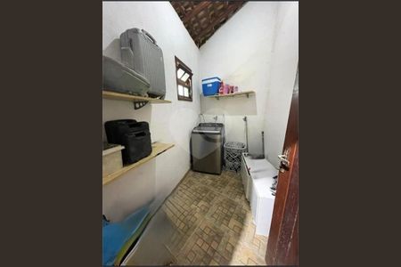 4_photo/94ce20c593.e6f02a1e96aef2b1-ATLAS-915ed2b4-e70b-465c-8ed7-b1002383b459.jpg de casa à venda com 3 quartos, 170m² em Balneario Flórida, Praia Grande