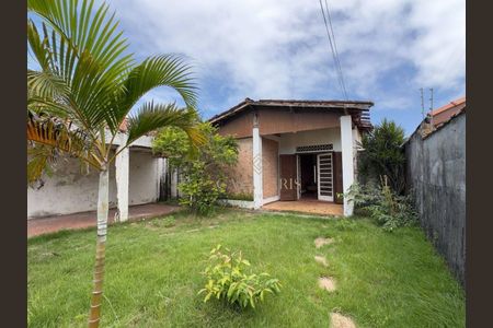 2_photo/94ce20c5c3.59b9fa3339c8dcb8-ATLAS-074a17a6-dcc2-43ce-bf38-259fea4272dd.jpg de casa à venda com 2 quartos, 80m² em Solemar, Praia Grande