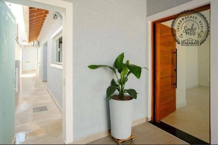 2_photo/94ce20c5f5.8f3f2a47dd94676f-ATLAS-7f623c79-4e8a-4238-94a5-090b98f53ebf.jpg de casa à venda com 3 quartos, 148m² em Solemar, Praia Grande