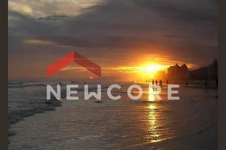 35_photo/94ce20c5fd.2832257cbb3df2c4-ATLAS-55a94aaa-e53e-4e1c-b8fc-3bce802b2b40.jpg de casa à venda com 3 quartos, 120m² em Solemar, Praia Grande