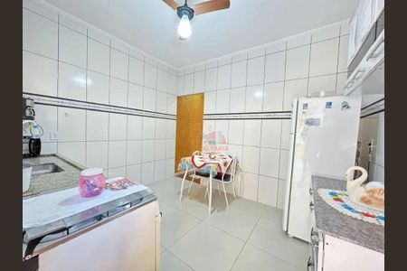 6_photo/94ce20cb45.b3c6df669ccfb31e-ATLAS-33dcd061-6b3a-497b-bc40-8284f5b2b680.jpg de casa à venda com 2 quartos, 87m² em Solemar, Praia Grande