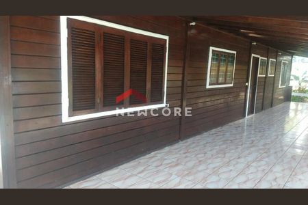 3_photo/94ce20cc17.4fc856360cf0b3d0-ATLAS-e2a32f7e-92df-4816-ba09-4f26264d8eed.jpg de casa à venda com 3 quartos, 375m² em Solemar, Praia Grande